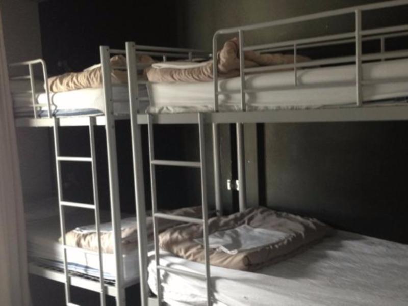 Nomads Queenstown Hostel Luaran gambar Bunk beds in a hostel