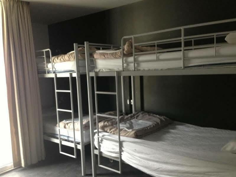 Nomads Queenstown Hostel Luaran gambar A bunk bed